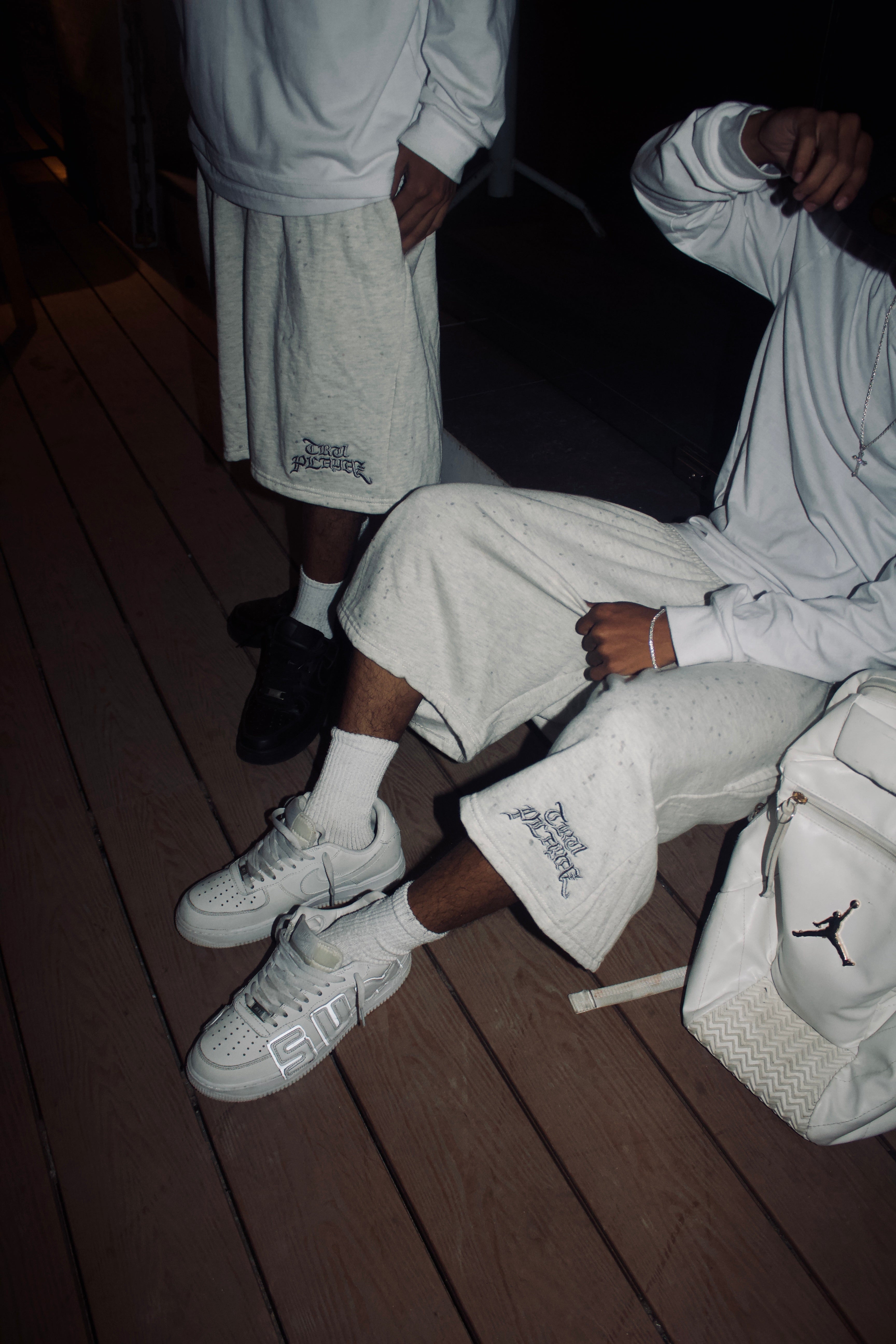 TRU PLAYAZ "SWEATSHORT"